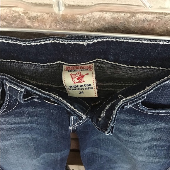 Woman’s True Religion Jeans - Picture 2 of 3